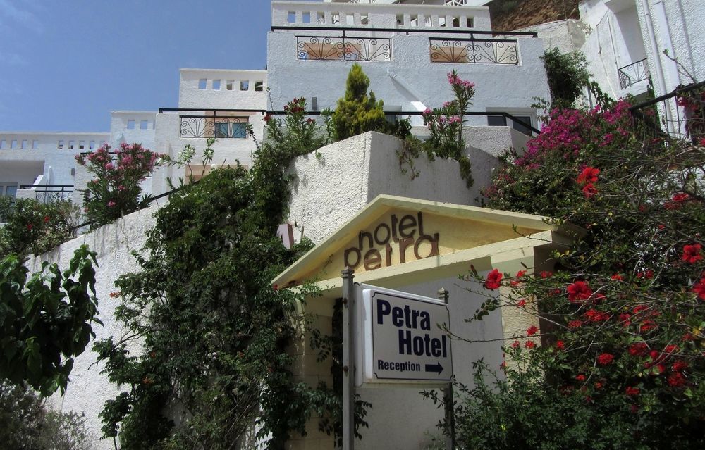 أغيا غاليني Petra Hotel المظهر الخارجي الصورة